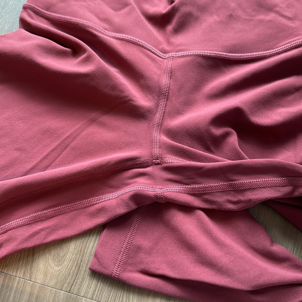 Lululemon Align - Picture 3 of 4